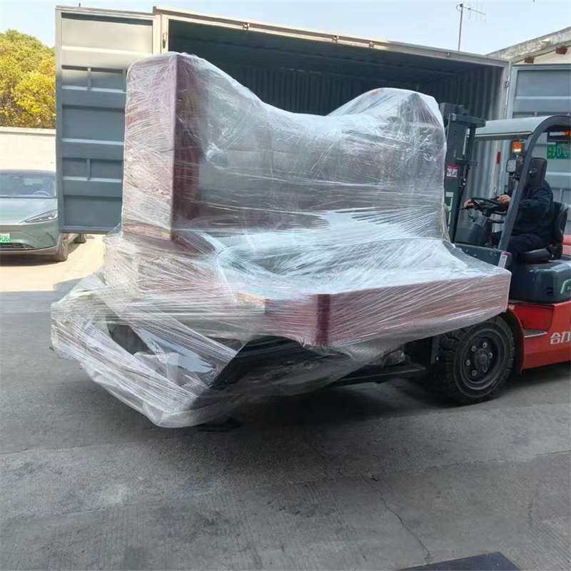 泰宁县克拉玛依区：物流专线的高效货运之旅
